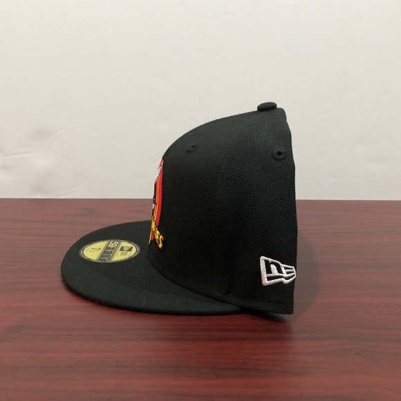 New Era x Looney Tunes, 59Fifty Fitted Hat, Various Sizes - Picture 4 of 12